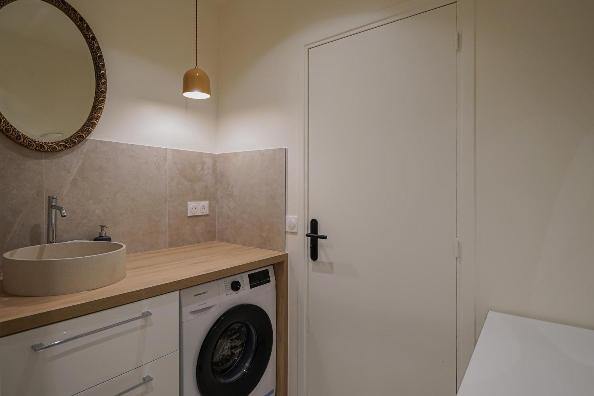 Appartement Moderne Et Chic Proche Tour Eiffel Paris Eksteriør billede